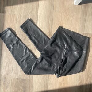 Aerie Offline Crossover Crackle Faux Leather Leggings - BLACK